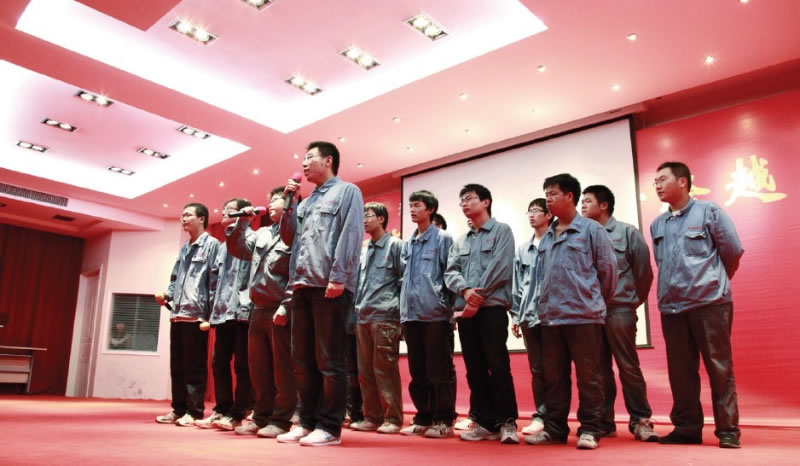 月圓心圓人團(tuán)圓 海宏海新共歡慶——公司舉行二零一零年度公司員工大會(huì)暨“喜迎中秋、歡度國(guó)慶”聯(lián)歡會(huì)